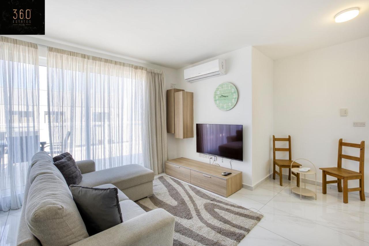 圣保罗湾城Lux Sea Front Penthouse With Breathtaking Views In St Pauls By 360 Estates公寓 外观 照片