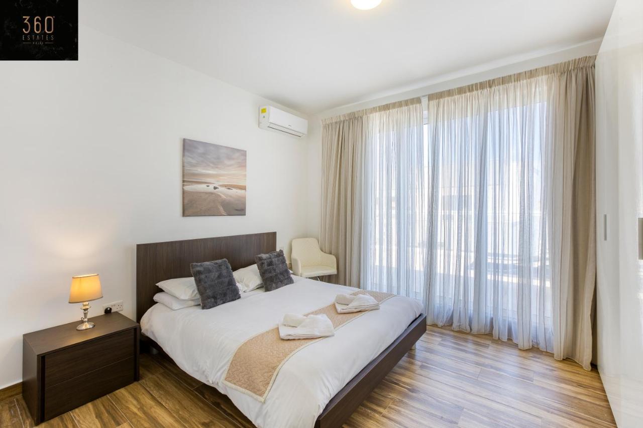 圣保罗湾城Lux Sea Front Penthouse With Breathtaking Views In St Pauls By 360 Estates公寓 外观 照片