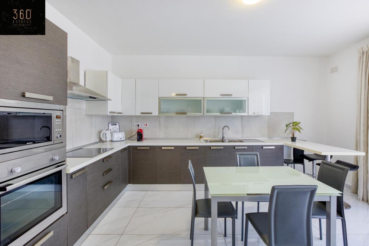 圣保罗湾城Lux Sea Front Penthouse With Breathtaking Views In St Pauls By 360 Estates公寓 外观 照片
