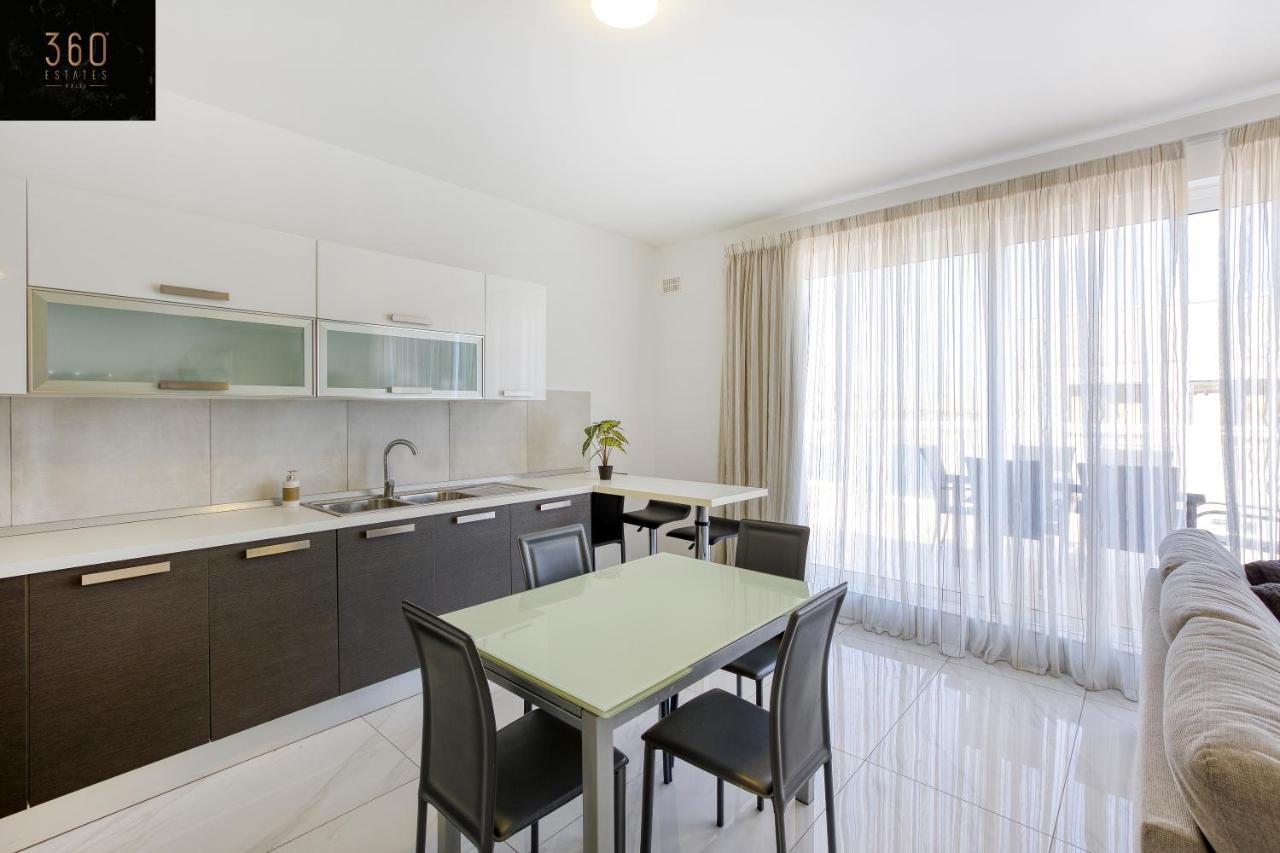 圣保罗湾城Lux Sea Front Penthouse With Breathtaking Views In St Pauls By 360 Estates公寓 外观 照片